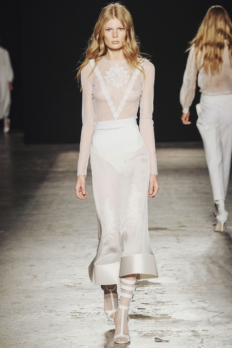 Runway : Francesco Scognamiglio Spring 2015 Ready-to-Wear