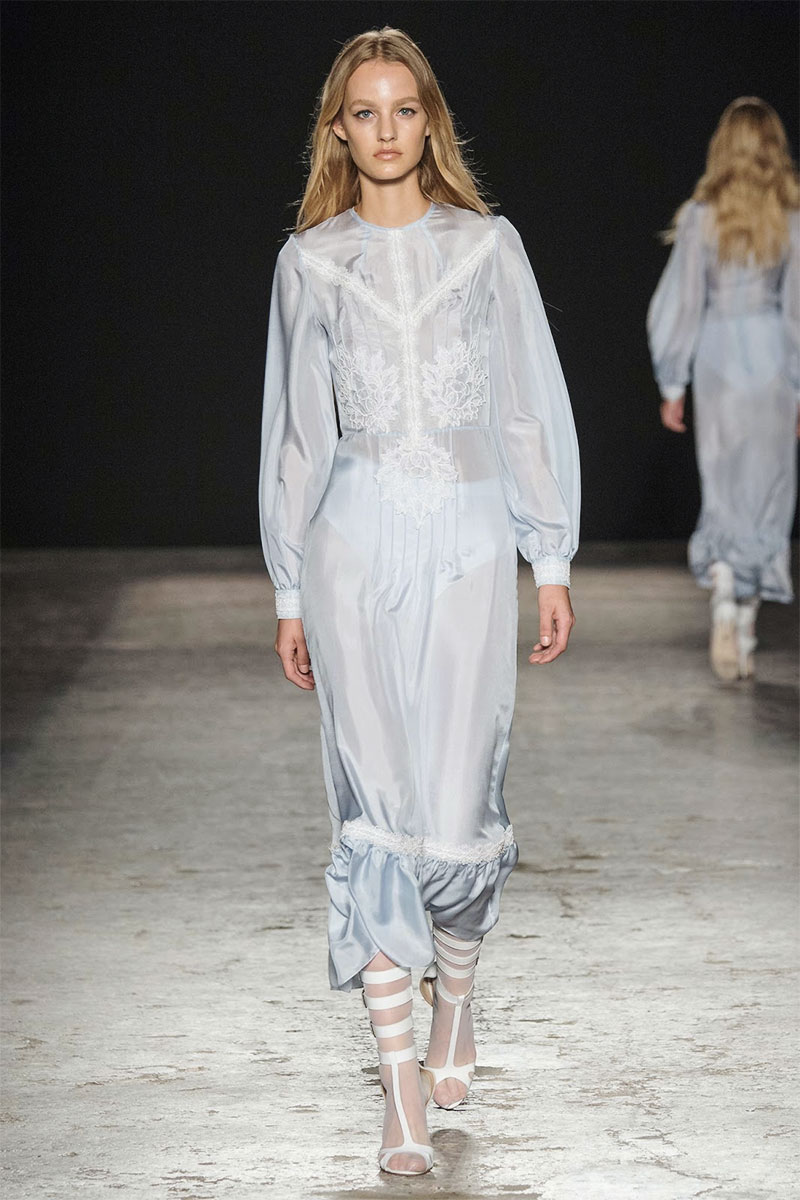 Runway : Francesco Scognamiglio Spring 2015 Ready-to-Wear