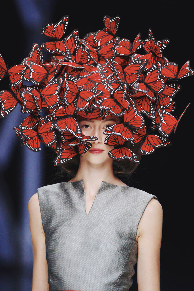 Fashion : Alexander McQueen’s ‘Savage Beauty’ – V&A Museum, London