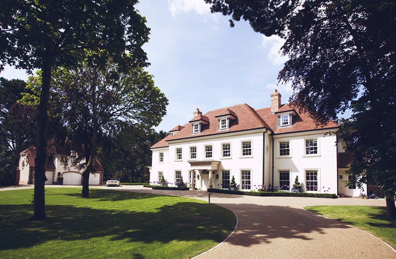 Interior Design: A Coastal Hideaway by Hayburn & Co., Sandbanks