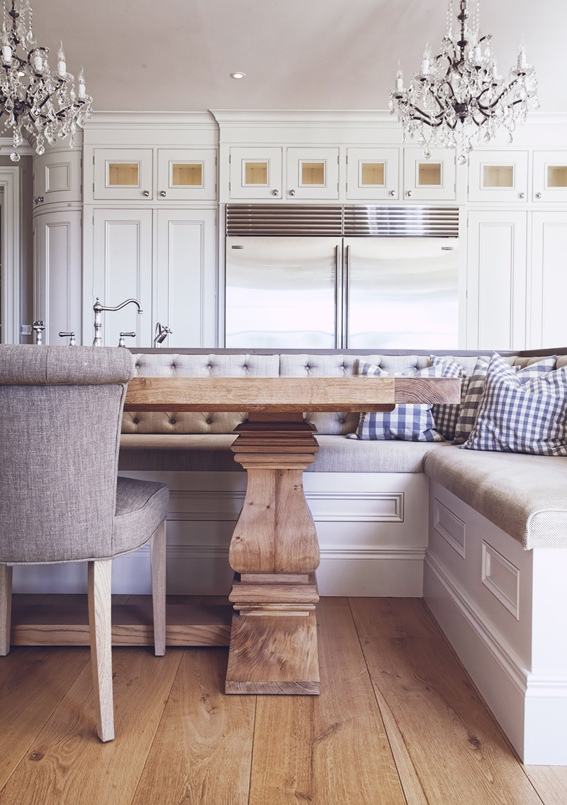 Interior Design- A Coastal Hideaway in Sandbanks by  Hayburn & Co. | This Is Glamorous (7)