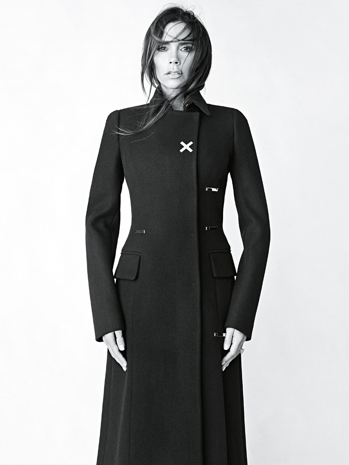 02-VICTORIA BECKHAM IN VOGUE AUSTRALIA AUGUST 2015 BY PATRICK DEMARCHELIER
