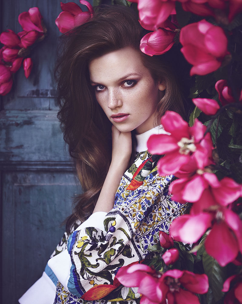 03-Eva Klimkova for Harper’s Bazaar Czech Republic