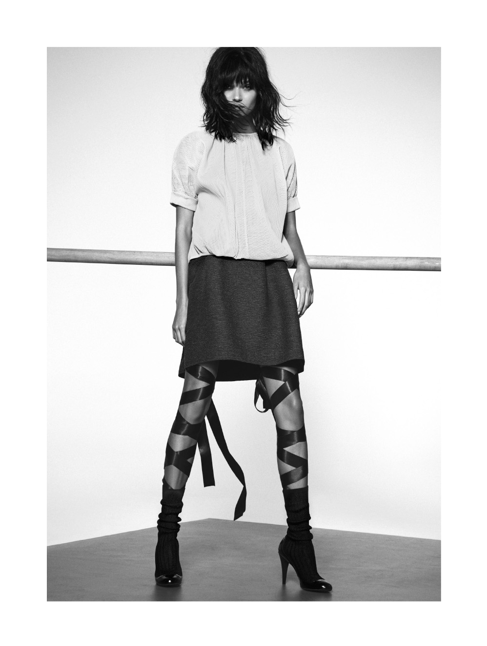 06-Black Swan | Daniela Braga By Nicole Heiniger For L'officiel Brasil June 2015