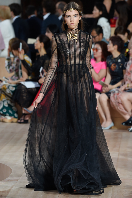 06-Valentino Haute Couture Fall 2015