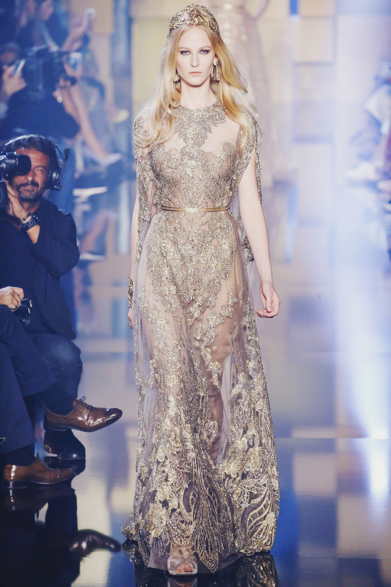 15-Elie Saab Fall 2015 Couture