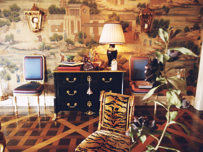 17--At Home With | Alex Papachristidis