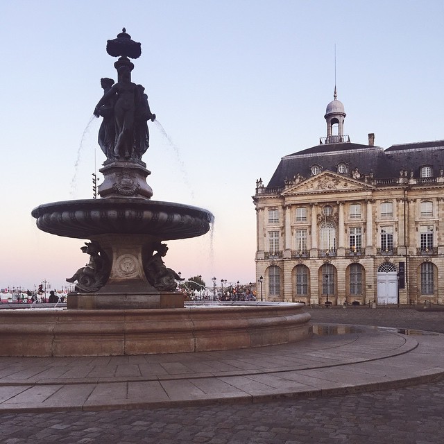 21-This Is Glamorous-Bordeaux-May:June 2015