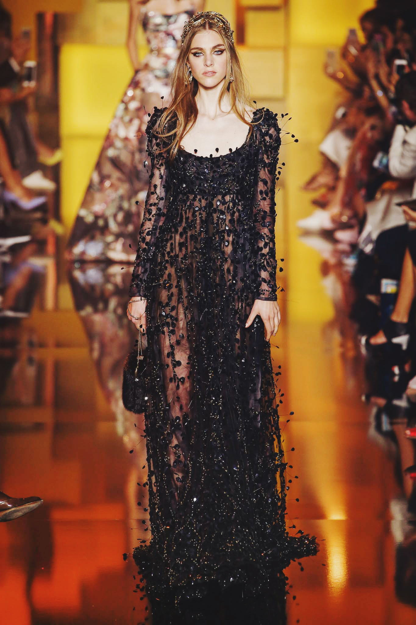 22-Elie Saab Fall 2015 Couture