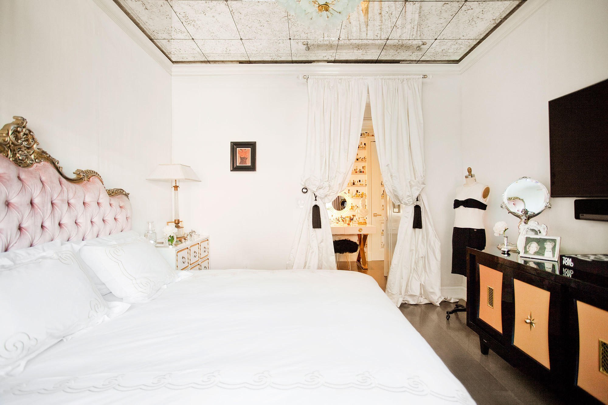 03--Interior Designer | Sasha Bikoff, New York-This Is Glamorous