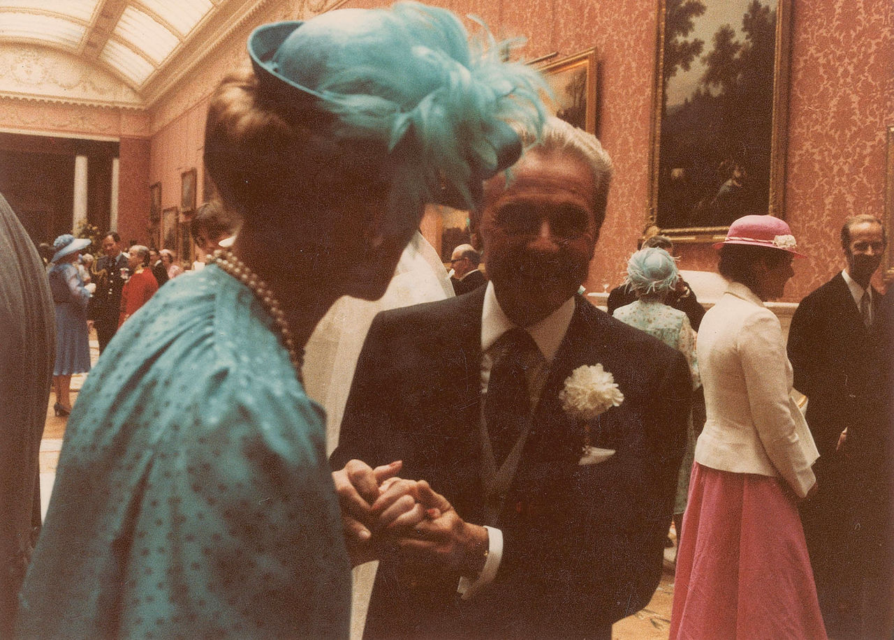 05-Princess Diana's Wedding-This Is Glamorous