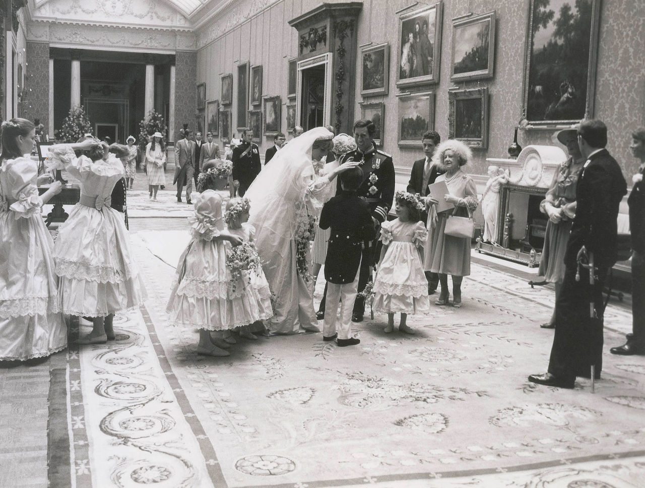 12-Princess Diana's Wedding-This Is Glamorous