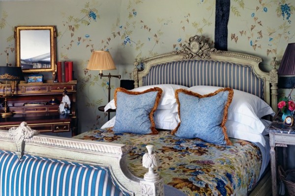 05-English Country House | West Sussex-This Is Glamorous