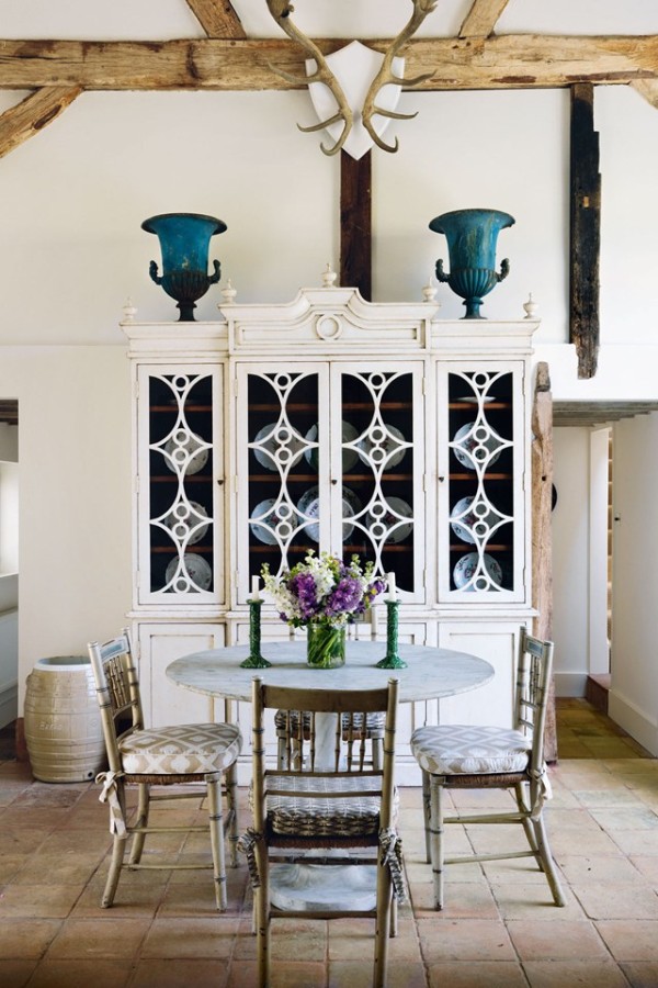 13-English Country House | West Sussex-This Is Glamorous