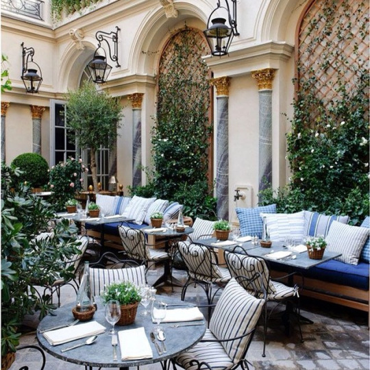 15-Late-Summer Slideshow | August 18 2015-This Is Glamorous
