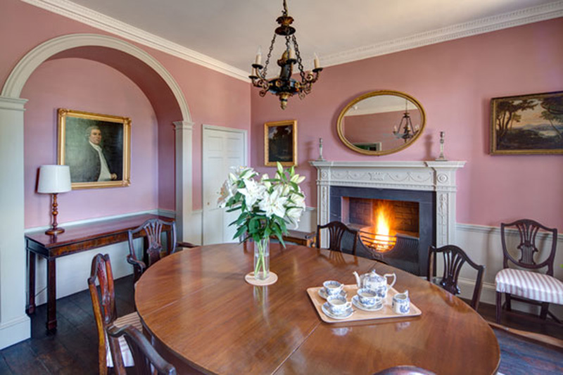 03 Belmont interior pink dining room