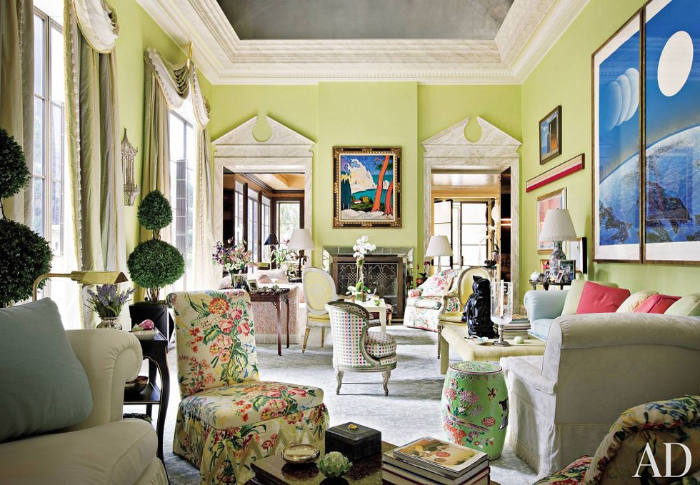 Light & Color in the penthouse by Mario Buatta, New York