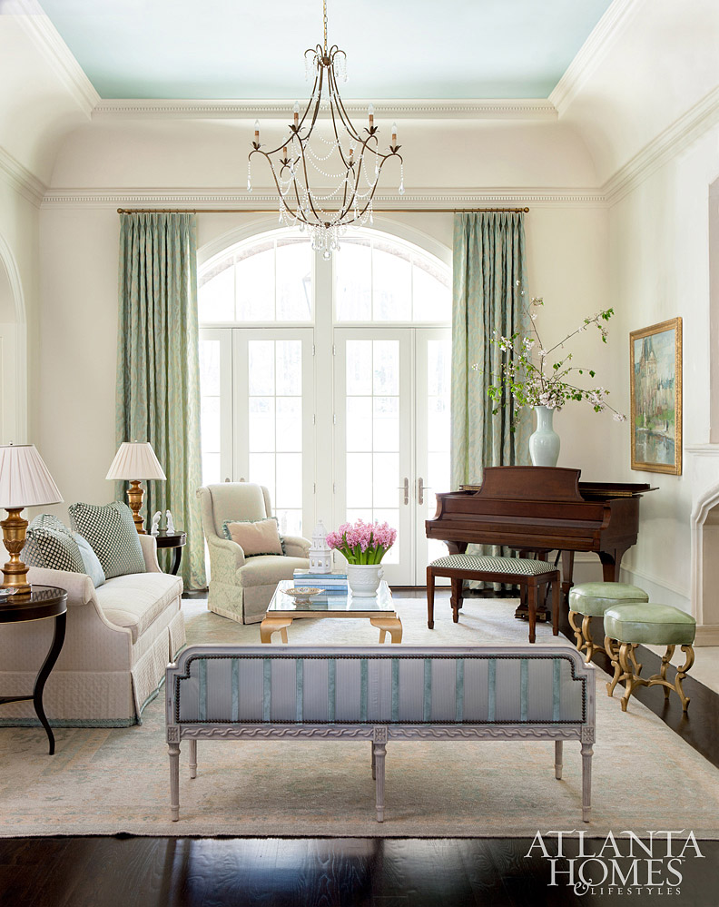 Soft elegance in pastel hues and delicate prints, Atlanta