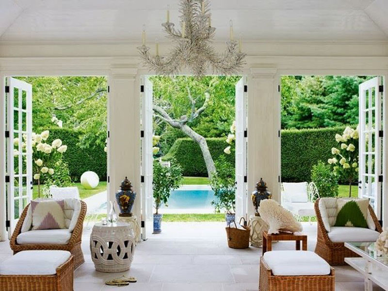 Décor Inspiration: Dreamy Pool Pavilions