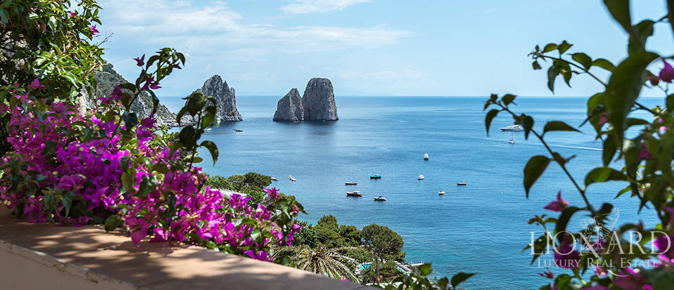 Décor Inspiration: A magical villa in Capri