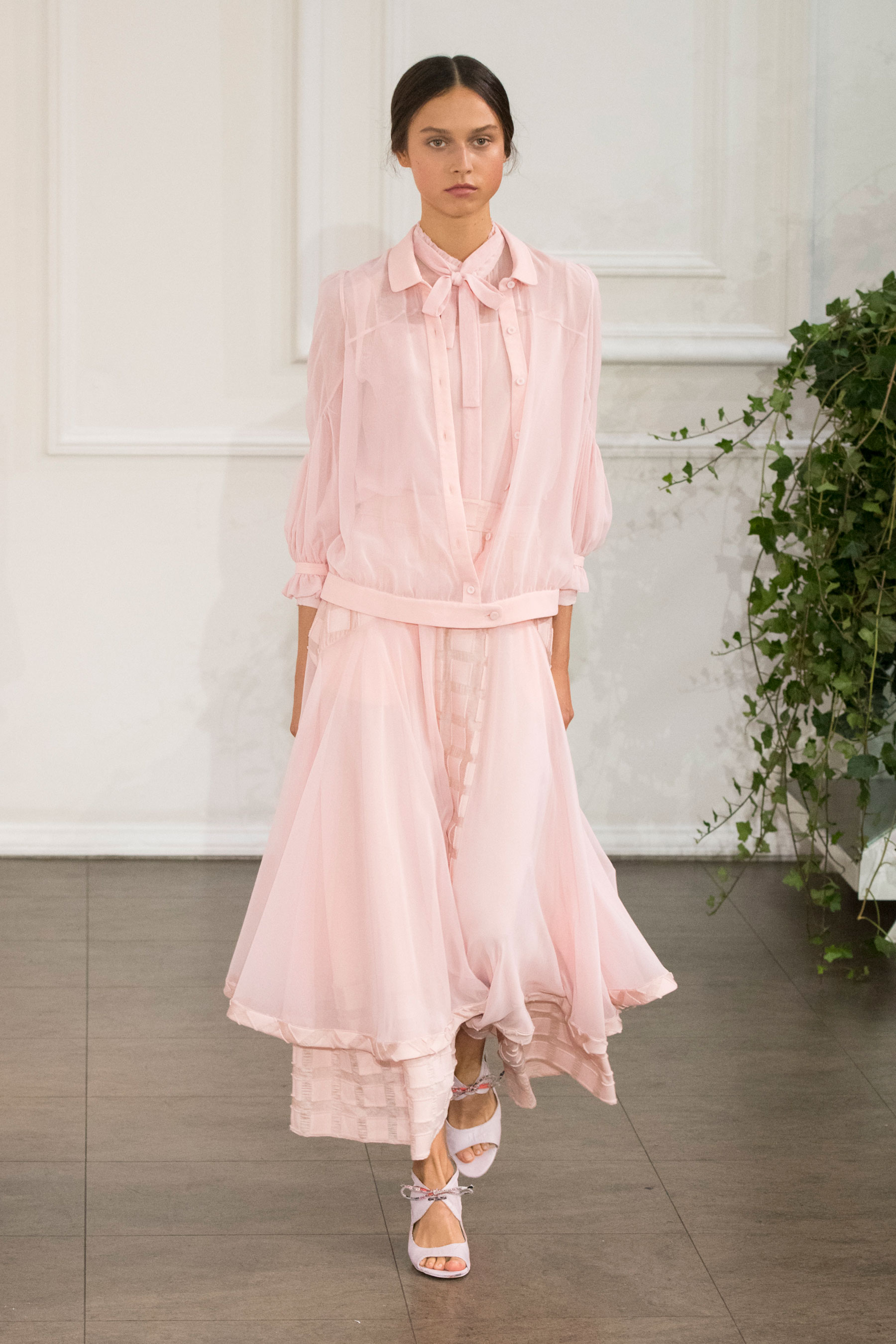 Bora Aksu Spring 2017 Ready-to-Wear