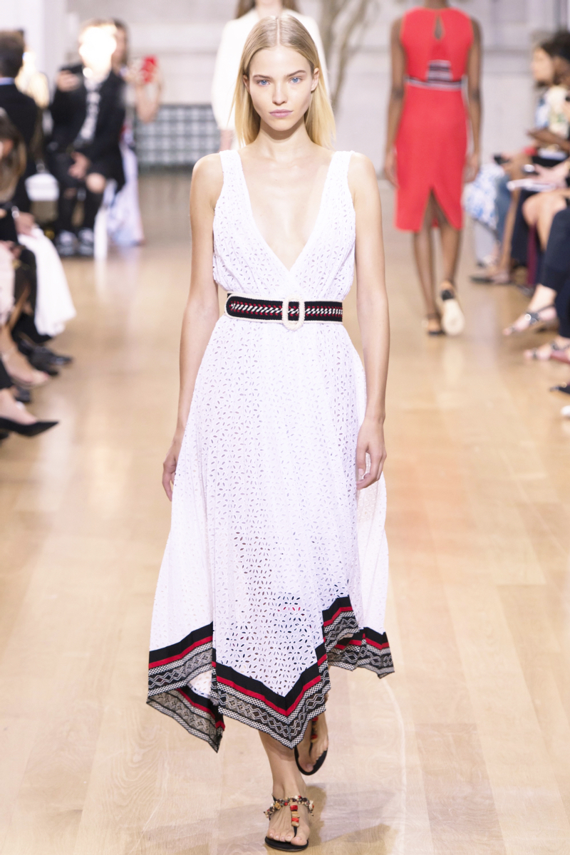 Runway: Oscar de la Renta Spring 2017