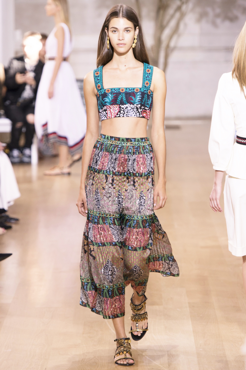 Runway: Oscar de la Renta Spring 2017