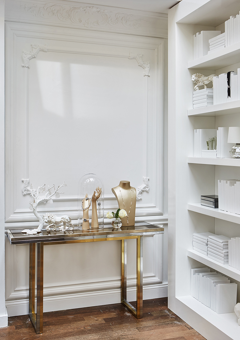 Décor Inspiration: Chanel Boutique in Bergdorf Goodman, New York