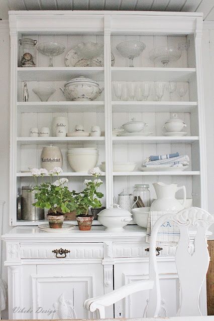 Décor Inspiration | A Beautifully Styled White Home in Norway