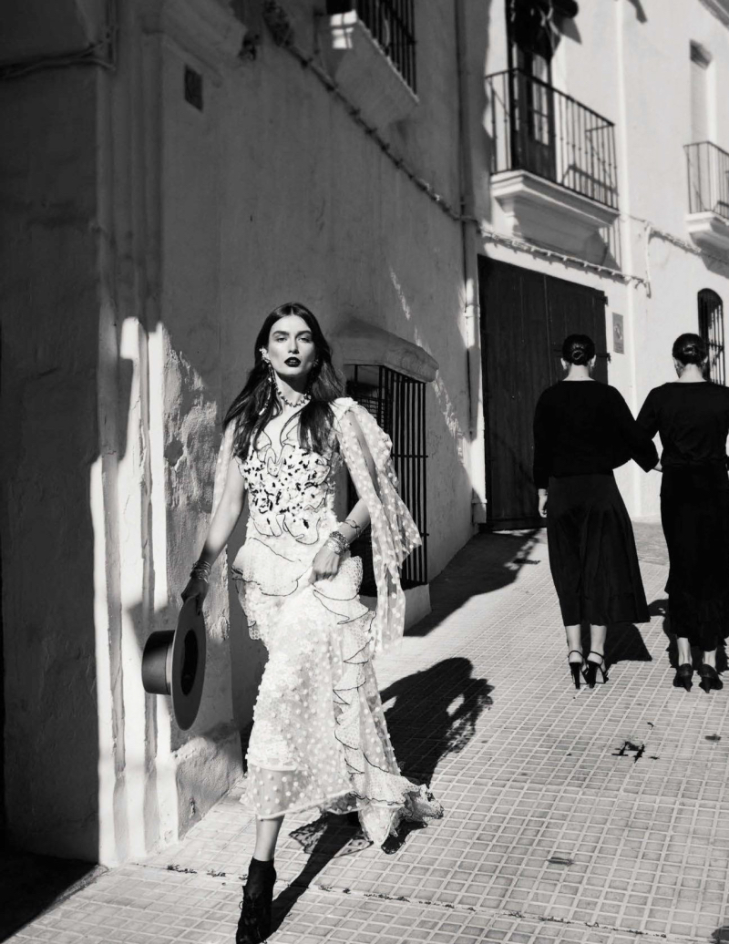 Editorial: Andreea Diaconu by Miguel Reveriego for Vogue Spain March 2017