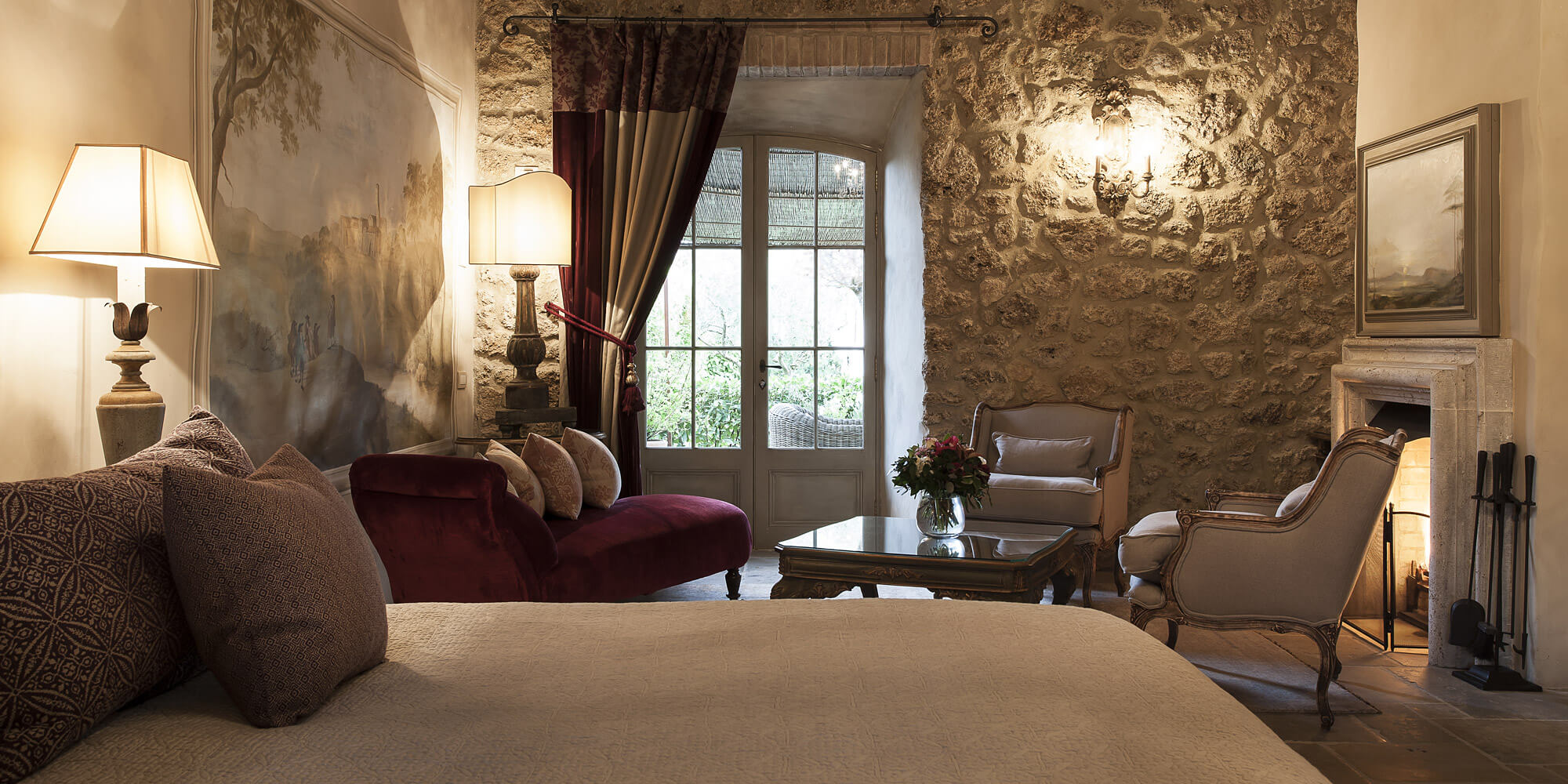 Décor Inspiration | A Beautifully Restored 13th Century Tuscan Villa