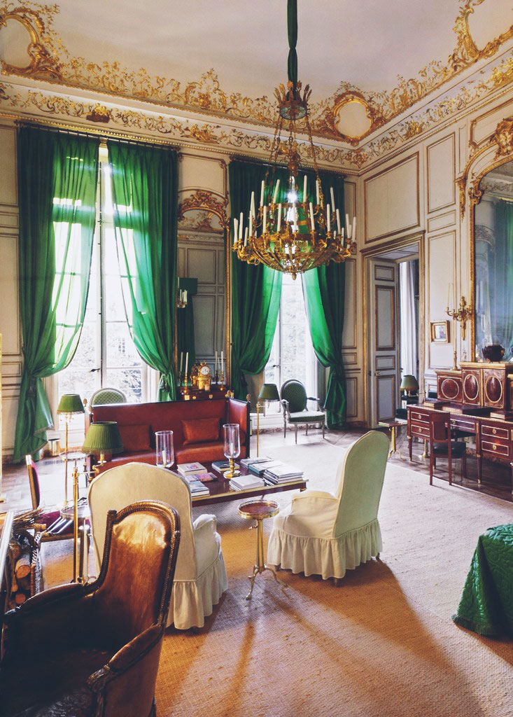 The Homes of Hubert de Givenchy in Paris & the South of France