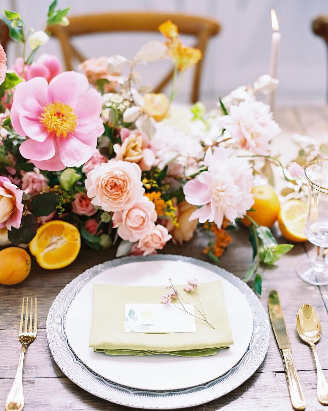 Design | Beautiful Tabletop Inspiration for the Easter Long Weekend