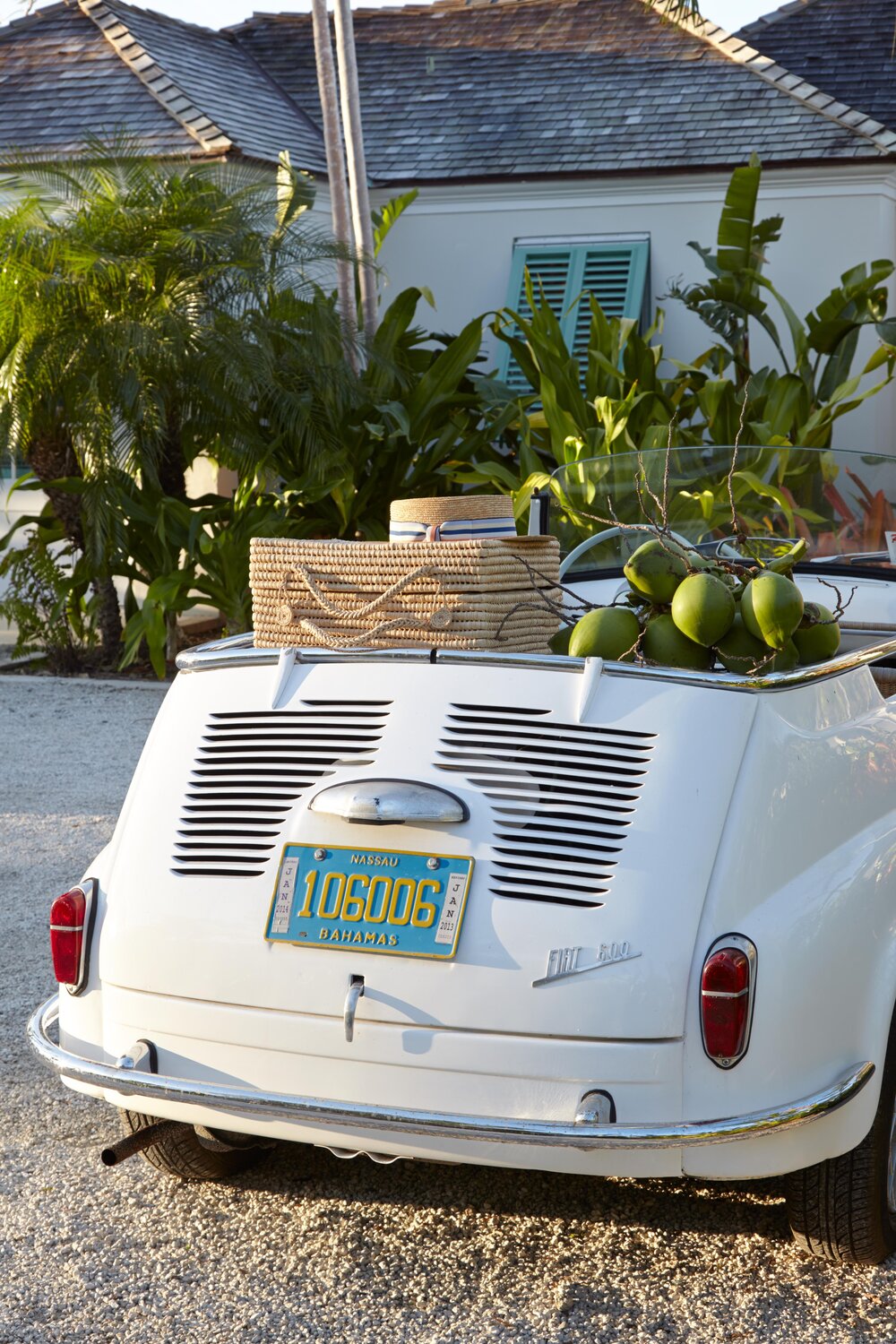 Décor Inspiration | At Home With: Amanda Lindroth, Lyford Cay, Bahamas