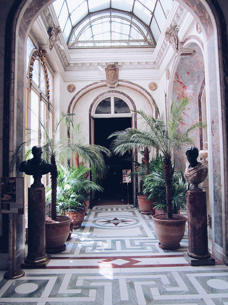 Travel Guide | Paris en Août / Paris in August: 3 Museum Exhibitions to See